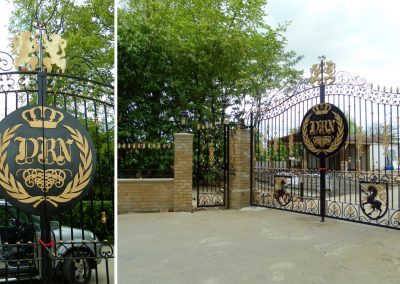 Majestic Gate designed fabricated and installed by Porfan Metalwork for a property in Slough