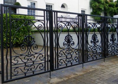 Beautiful manually opening gate by Porfan Metalwork in Kensington